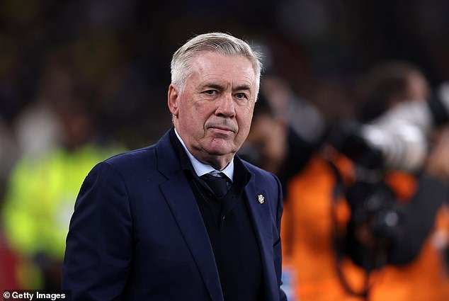 El arma secreta Zico, cortes de Internet y emotivos mensajes en vídeo de las favelas: la historia interna de cómo Carlo Ancelotti cambió el Real Madrid por Brasil de la mano del hombre que negoció el trato