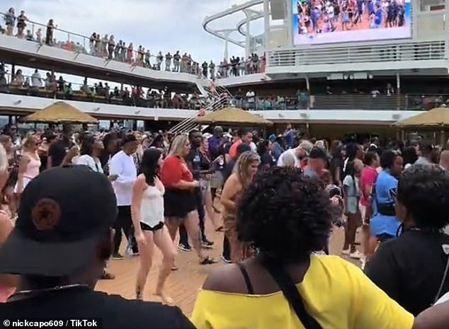 Los últimos momentos de la animadora Anna Kepner fueron captados por la cámara antes de ser encontrada muerta en la cabina de un crucero.