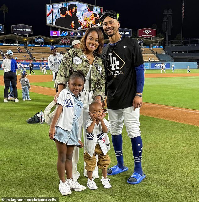 El cuatro veces campeón de la Serie Mundial, Mookie Betts, está dando un giro radical en contra de jugar para los EE. UU. después de que su esposa le dio un ultimátum brutal.