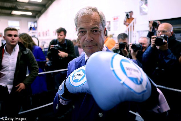 La reforma no será investigada porque el partido del denunciante gastó demasiado en la campaña electoral de Nigel Farage porque la denuncia se presentó demasiado tarde.