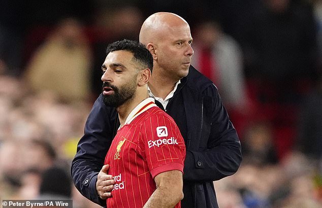 Arne Slot insiste en que el Liverpool ha “superado” la situación de Mohamed Salah y confirma el miedo a las lesiones antes del partido contra el Tottenham