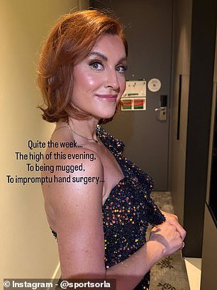 La presentadora de TNT Sports revela que fue asaltada en Londres, un día después de organizar un evento universitario con Hilary Clinton.