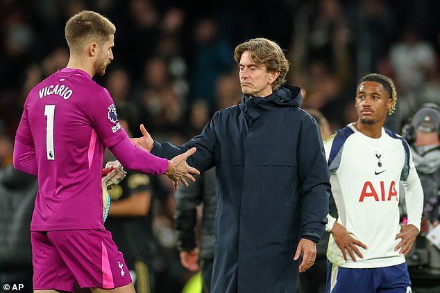 Thomas Frank insiste en que puede mejorar al Guglielmo Vicario, que está bajo fuego, como David Raya, y revela que Djed Spence habla sobre muestras de disidencia.