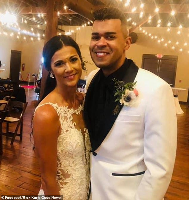 El querido reportero deportivo de televisión y su esposo fueron encontrados muertos por su hijo de tres años… cuando los vecinos revelaron que había “algo mal” entre la pareja.