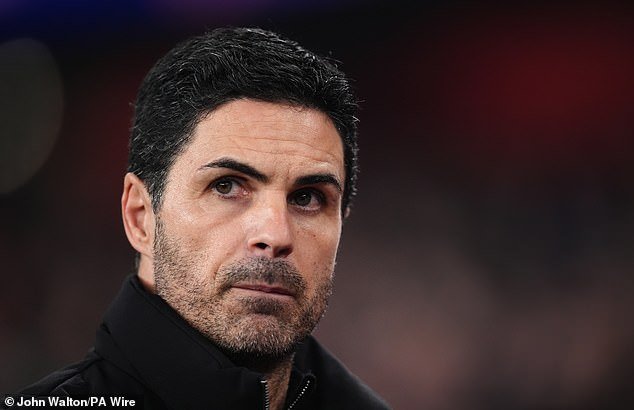 Mikel Arteta revela lo que DEBE hacer para ‘ganarse el derecho’ a permanecer en el Arsenal, mientras el jefe de los Gunners entra en los últimos 18 meses de su contrato