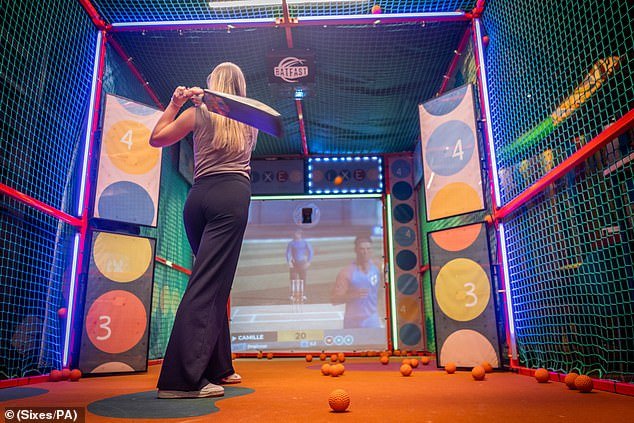 La cadena de bares respaldada por el capitán de cricket de Inglaterra, Ben Stokes, se sumió en la administración, poniendo en riesgo todos los lugares