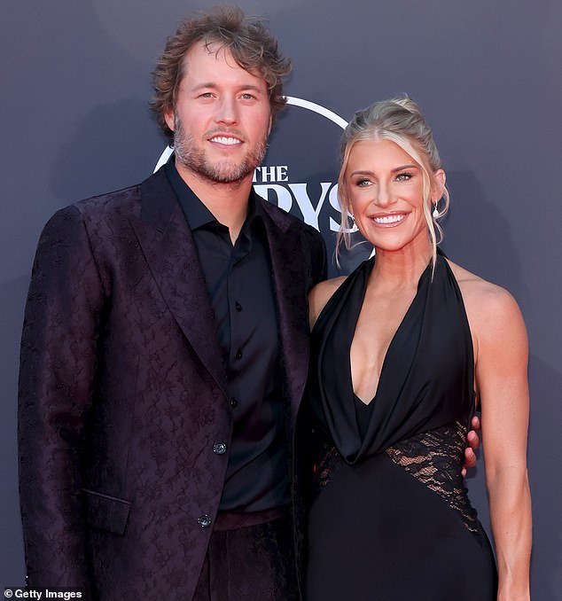 Kelly, la esposa de Matthew Stafford, difunde una horrible teoría de la conspiración después de la derrota de los Rams