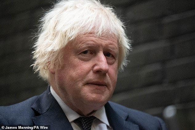 Boris Johnson le dice a Starmer que “devuelva la muestra” y utilice £ 20 mil millones de activos rusos congelados para luchar contra Putin