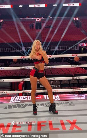 La rumoreada novia de Jaxson Dart ocupa un lugar central como chica del ring en el enfrentamiento de Netflix entre Jake Paul y Anthony Joshua.