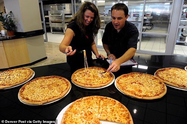 El proveedor de comestibles de Domino’s y Papa John’s cerrará su planta en California después de 115 años para mudarse a Texas después de verse obligado a irse debido a los altos costos operativos.