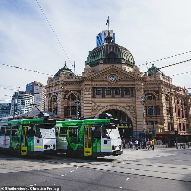 El costo de vida está cayendo a medida que aumentan las tarifas del transporte público en un estado australiano