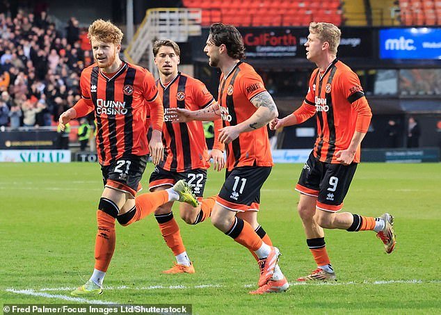 La temporada del Hibs aún no ha comenzado, pero no todo está perdido. Una victoria sobre su acérrimo rival, el Hearts, en el derbi podría darles un impulso muy necesario