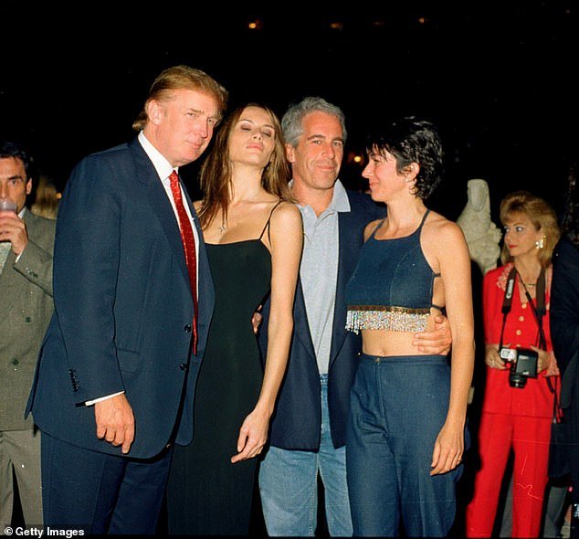 Trump DEFIENDE al ‘grandullón’ Bill Clinton después de que el ‘terrible’ Epstein publicara fotos… e insiste en que muchas reuniones con pedófilos fueron ‘inocentes’