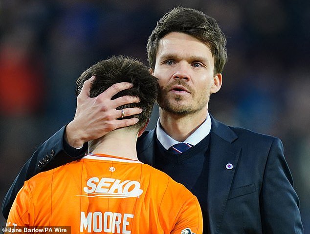 “Ha sido una temporada muy loca y habrá más giros y vueltas por venir”… Danny Rohl explica por qué cree que los Rangers TODAVÍA tienen posibilidades de ganar el título