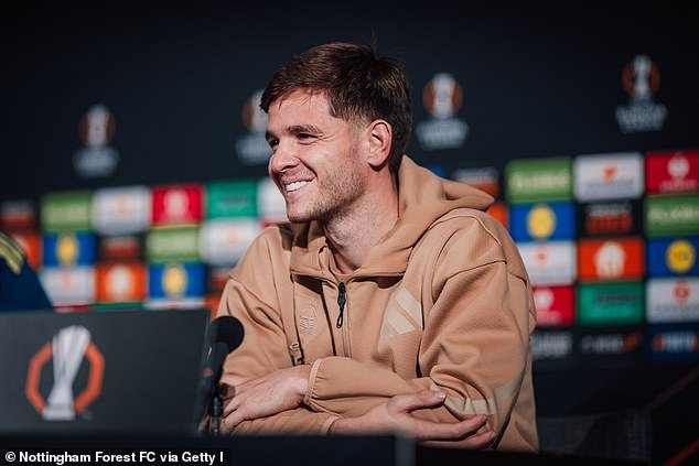 El Chelsea es uno de los CINCO clubes de la Premier League que monitorean al paria del Nottingham Forest, James McAtee