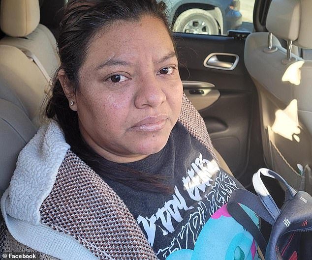 Inmigrante ilegal arrestado después de ‘pasarse un semáforo en rojo y chocar contra un vehículo con motor de combustión interna durante una redada’