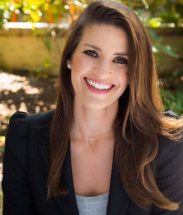 ¿El asesor que lanzó la cumbre de paz de Harry fue obligado a dimitir por la saga de las madres de Meghan y Kardashian? pregunta ALISON BOSHOFF