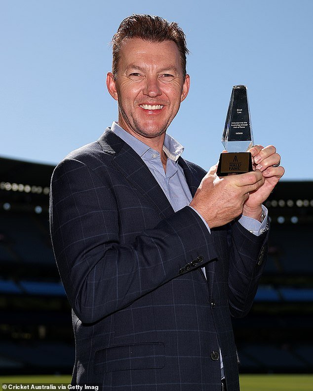 La leyenda del cricket Brett Lee revela el momento que cambió su vida al recibir uno de los más altos honores del juego.