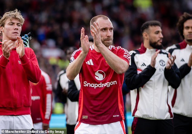 Lo que REALMENTE piensan los jugadores del Man United sobre las peroratas “no tan inteligentes” de Ruben Amorim: Christian Eriksen revela la vida “extraña” en el club y cómo las entrevistas con el entrenador “no nos ayudan en absoluto”