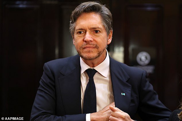 Revelado: El acto vergonzoso que debe cometer el alcalde de Melbourne después de perder la apuesta de cricket Ashes con Sadiq Khan de Londres