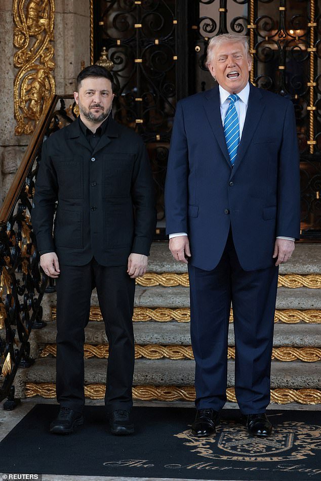 Donald Trump se reúne con Zelensky en Mar-a-Lago mientras el presidente ataca a los periodistas: “Qué pregunta más estúpida”