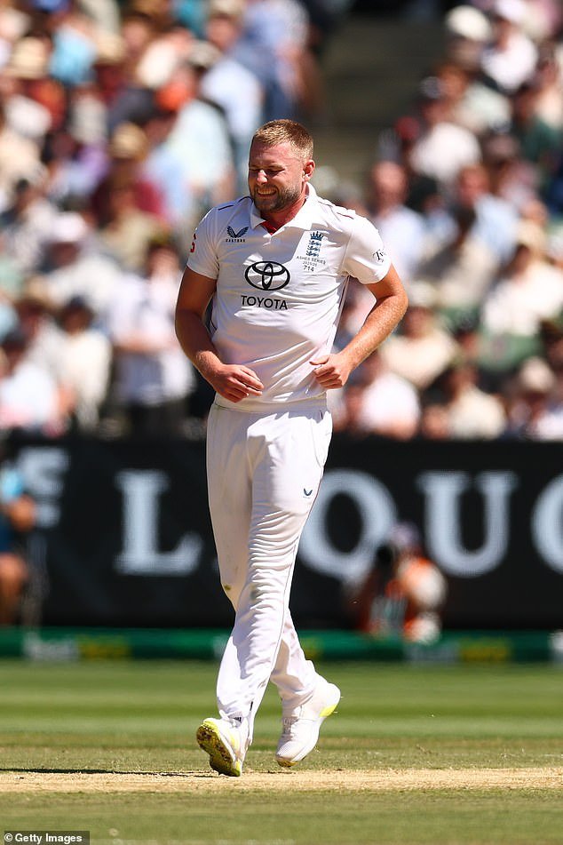 Golpe para Inglaterra cuando Gus Atkinson se retira del Sydney Ashes Test debido a una lesión