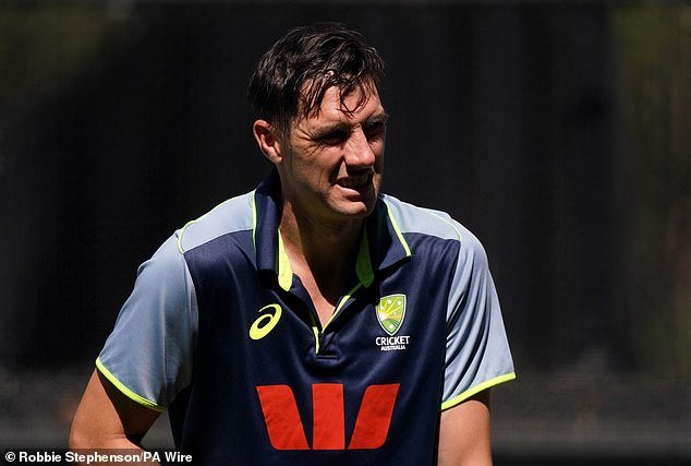 Pat Cummins está sufriendo otro revés antes de la Copa del Mundo T20 después de que una lesión en la espalda casi acaba con su serie Ashes.