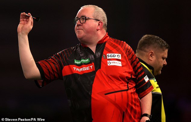 La estrella de dardos Stephen Bunting critica el abuso en línea dirigido a su hijo Toby, de 13 años, luego de su impactante salida del Alexandra Palace