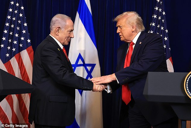 Trump recibe el mayor honor de Israel al darle rienda suelta a Netanyahu en el festival de amor de Mar-a-Lago