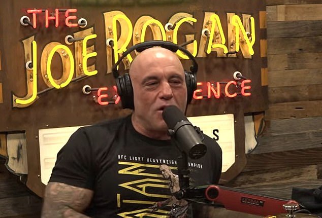 Joe Rogan criticó el comentario de “niña bonita” sobre la luchadora campeona Dakota Ditcheva