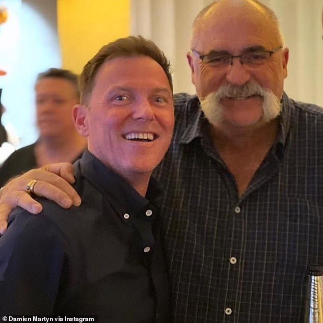 La estrella australiana del cricket Damien Martyn fue trasladada al hospital en “estado grave” después de enfermarse el Boxing Day.