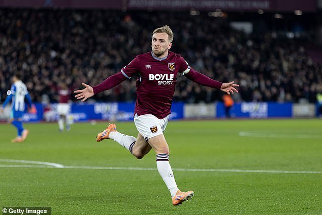 La defensa del West Ham vuelve a dejar caer a la estrella Jarrod Bowen, varios matices de Lucas Paqueta frustran a los fanáticos, y Fabian Hurzeler usa la experiencia para detener la podredumbre mientras Brighton logra un empate 2-2: JAMES SHARPE
