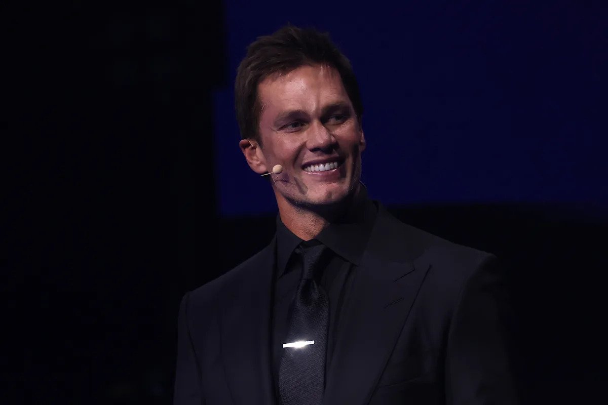 Tom Brady cree que podría hacer un Philip Rivers a los 48 años, pero no puede porque los Raiders son copropietarios
