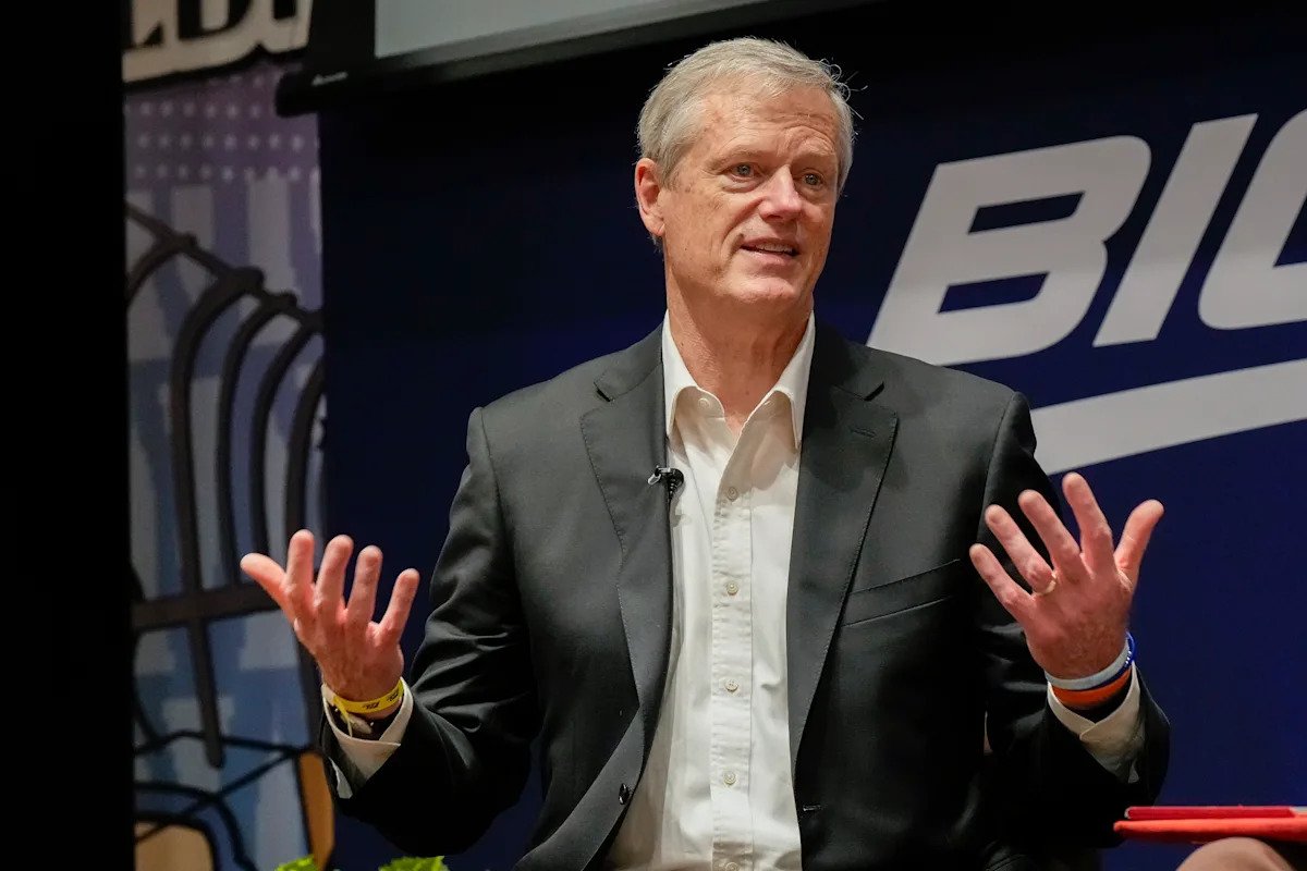 Charlie Baker insiste en que la NCAA no otorga elegibilidad a jugadores que hayan firmado contratos con la NBA