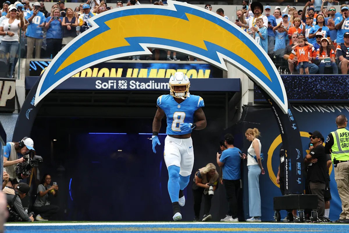 Se espera que el RB novato de los Chargers, Omarion Hampton, regrese de una lesión de tobillo en la Semana 14.