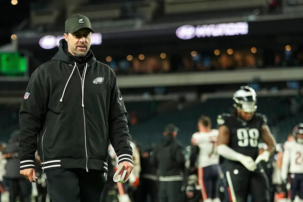 La casa de Eagles OC Kevin Patullo fue vandalizada y destrozada después de la derrota ante los Bears el Black Friday