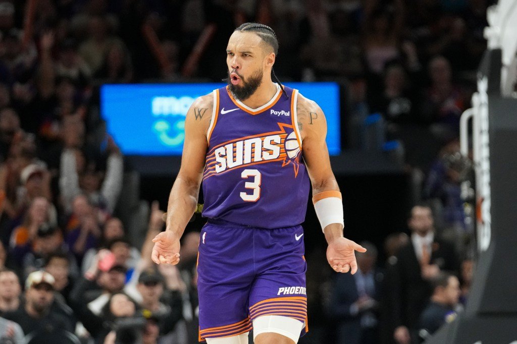 Dillon Brooks bromea sobre una falta de la Liga Bush a Steph Curry de los Warriors