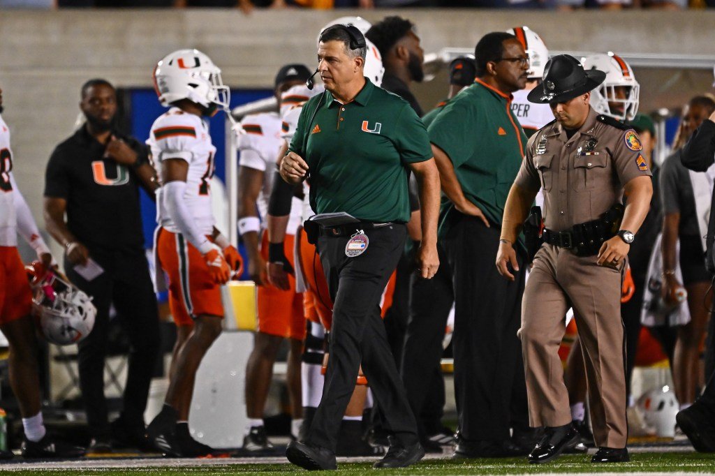 Ganadores y perdedores de la CFP: la victoria de Miami ayuda al ACC y a los 12 grandes, el Grupo de los Cinco es una pesadilla y la búsqueda de Michigan será difícil