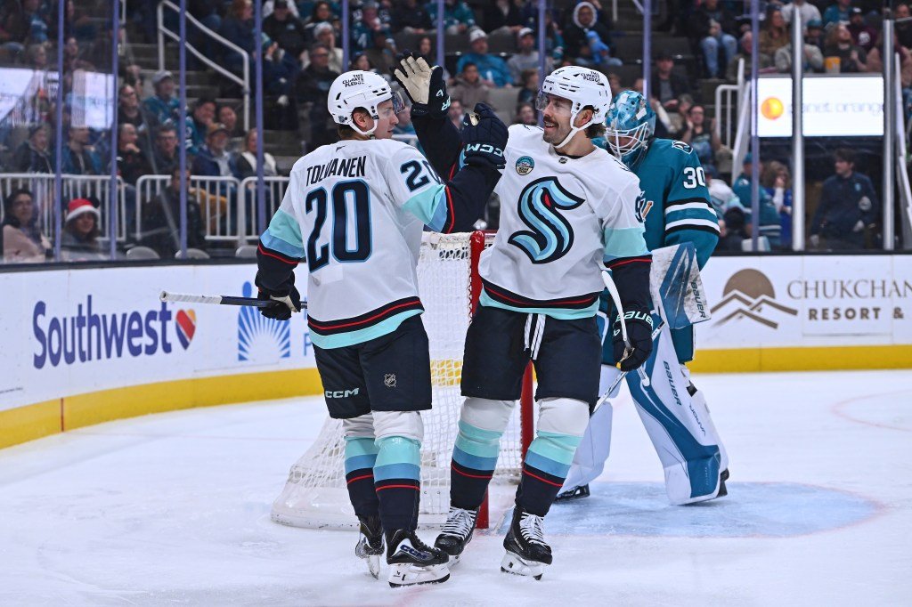 Los San Jose Sharks pierden la ventaja y pierden ante Ryker Evans y Seattle Kraken