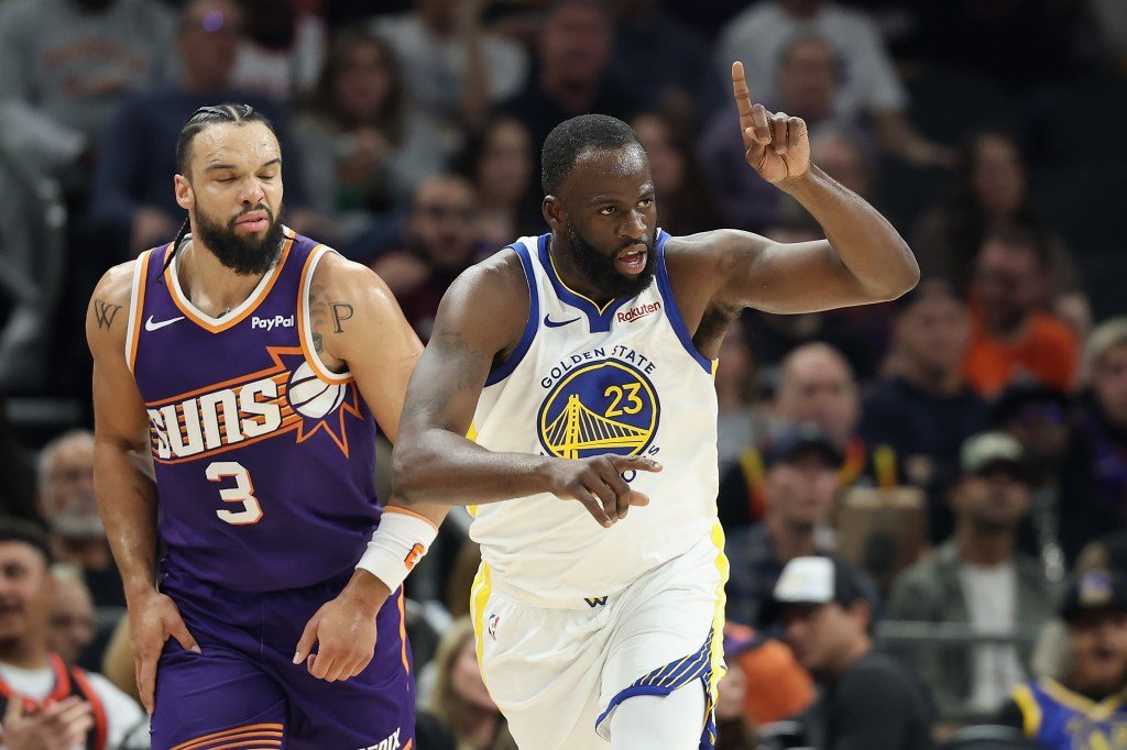 Draymond Green contra Suns