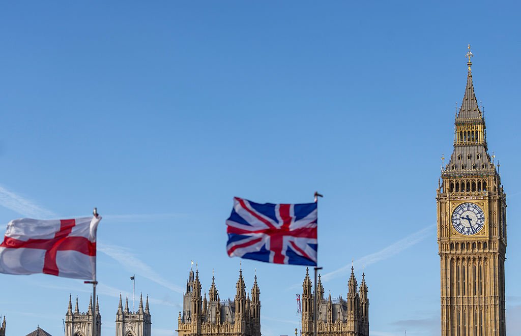 Precios más altos de los medicamentos, sin aranceles: el acuerdo comercial británico muestra cómo Trump persuade a los países a pagar más por los medicamentos