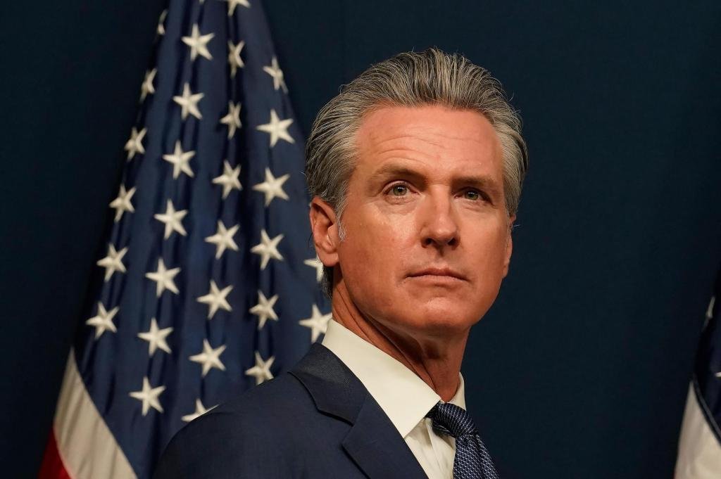 Durante la campaña electoral, Newsom tiene que defender su miserable historial.