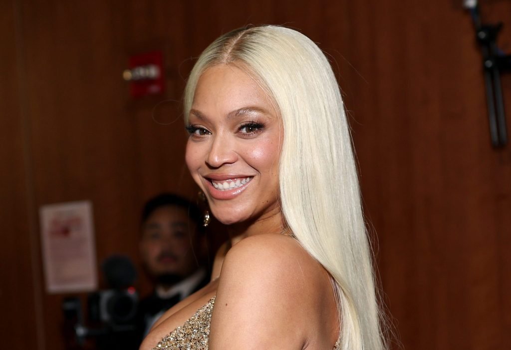 Beyoncé se convierte en multimillonaria y es la quinta artista en alcanzar un hito – The Mercury News