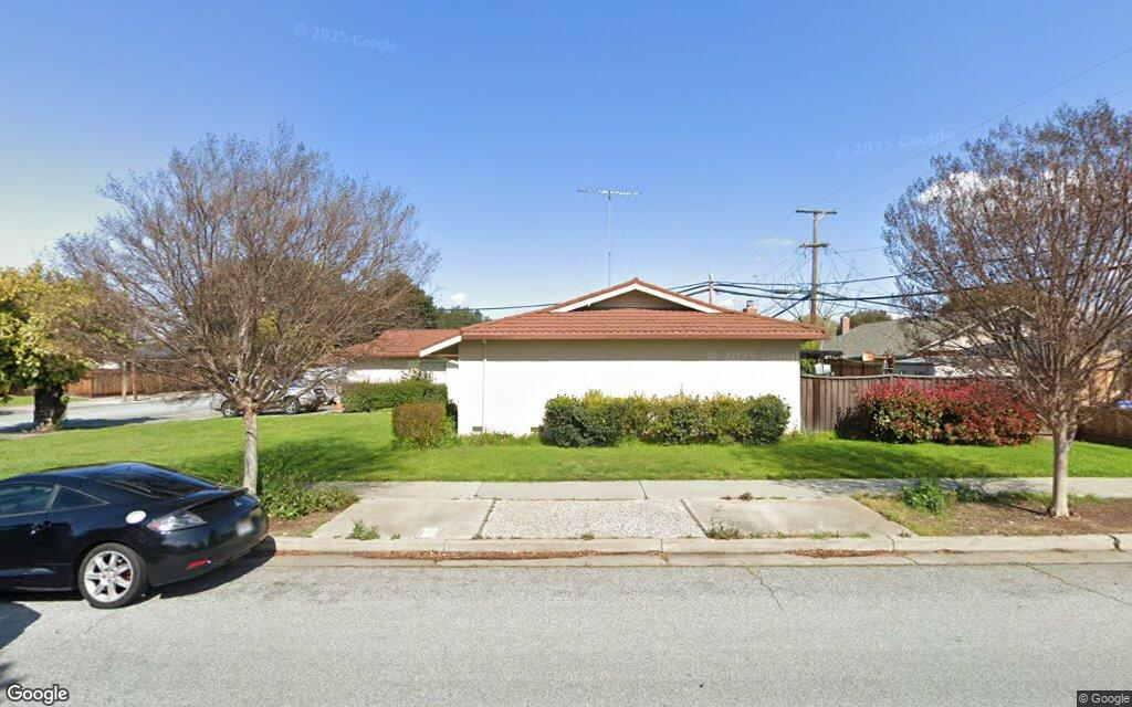 Como parte de la venta de $1.7 millones de una casa en el condado de Santa Clara