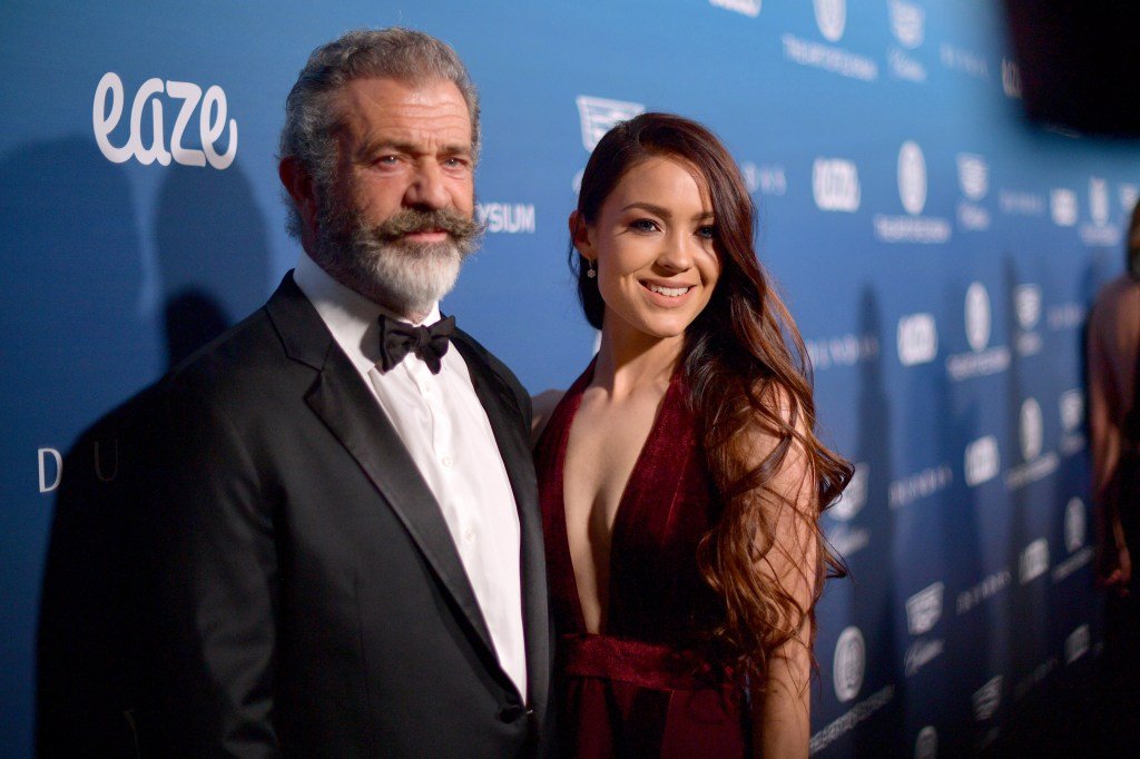 Mel Gibson y su novia mucho más joven finalmente anuncian su separación