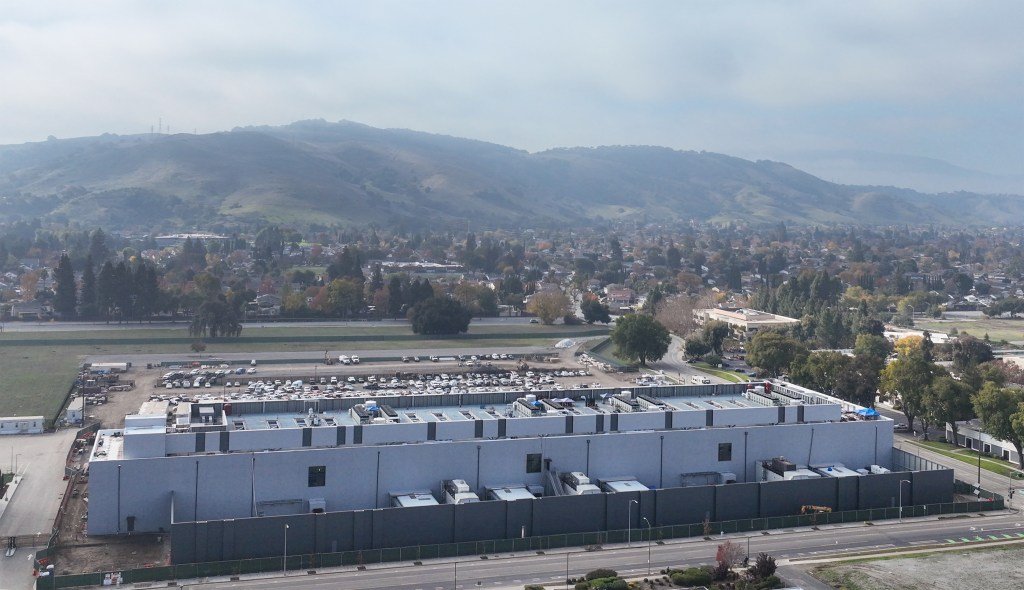 Si San José se convierte en la capital del centro de datos del Área de la Bahía, los clientes de PG&E podrían pagar por ello