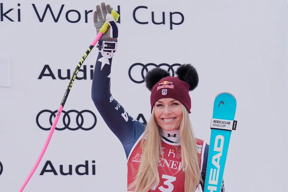 Lindsey Vonn se clasifica para los Juegos Olímpicos de 2026, logrando una notable remontada tras su retiro