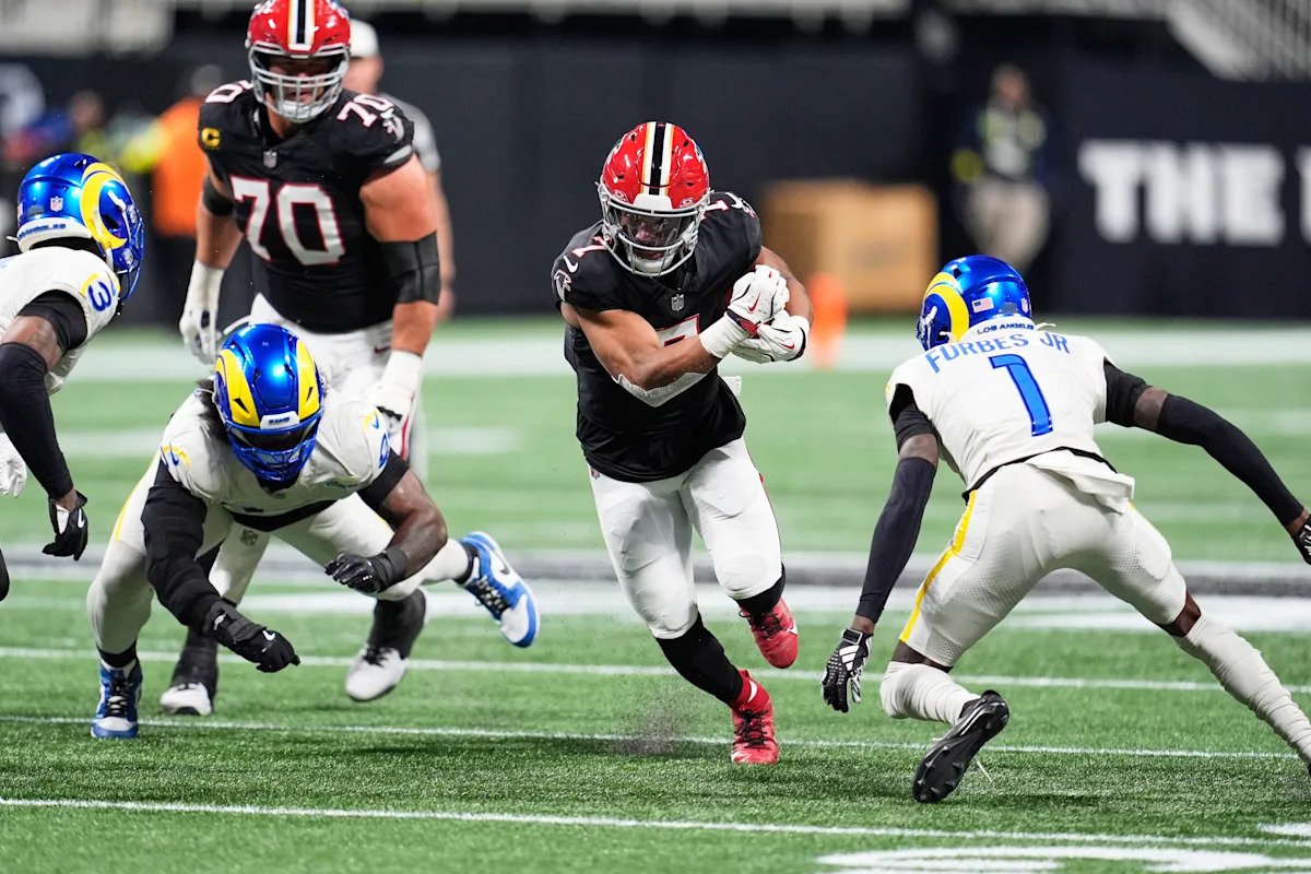 Imagen de los playoffs de la NFL: Los Falcons obligan a los Rams a sudar, aseguran el puesto número 5 y mejoran las posibilidades de los Panthers de ganar la corona de la NFC Sur