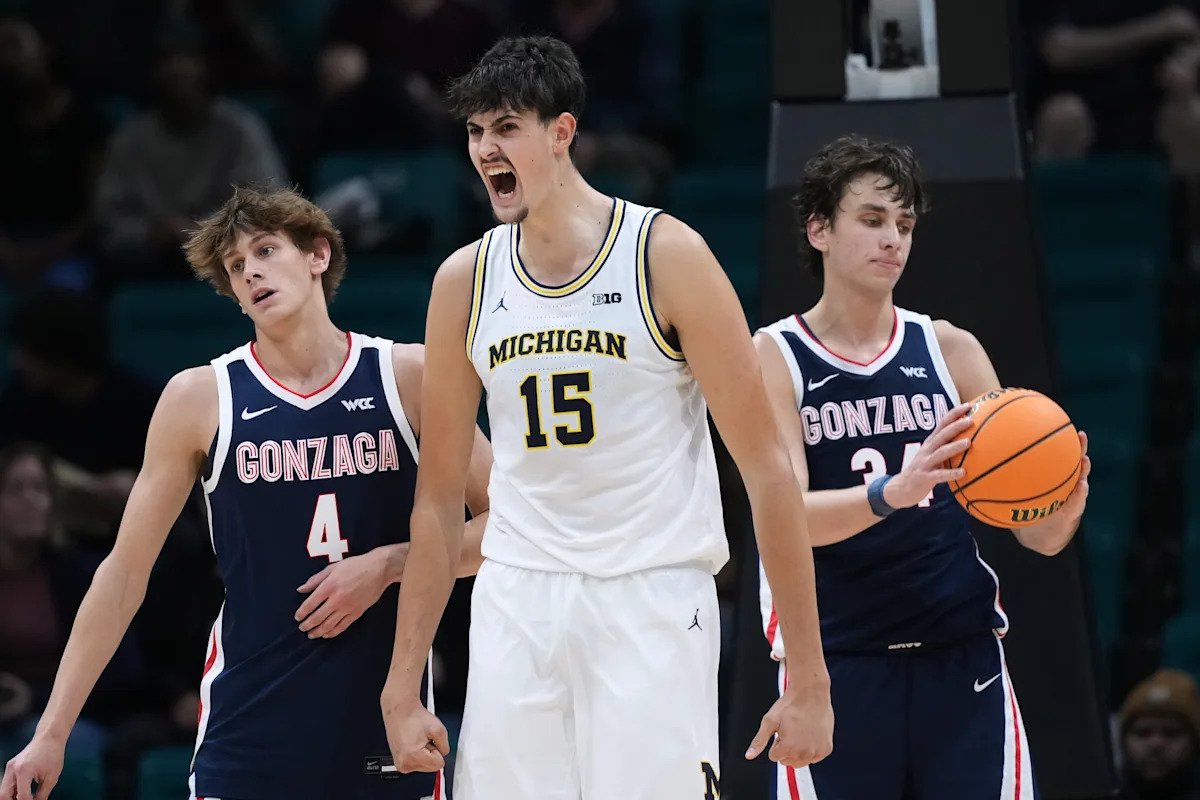 Encuesta AP de baloncesto masculino: Michigan salta al puesto número 3 después de una semana dominante en Las Vegas, mientras que Purdue se mantiene en el puesto 1