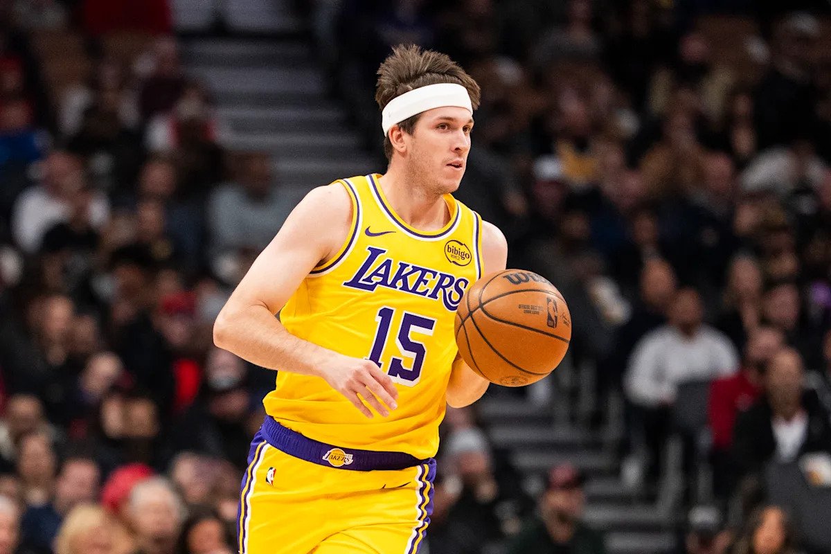 Austin estará al menos una semana de baja con los Lakers por una distensión en la pantorrilla